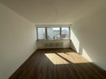 Kernsanierte, helle 1-Zimmer-Wohnung in bester Lage in Seelze, 30926 Seelze, Etagenwohnung