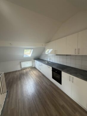 Helle, offene Maisonette-Wohnung im grünen Groß-Buchholz - Foto 1