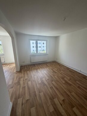 Große 2,5-Zimmerwohnung mit Balkon in der List - Photo 2
